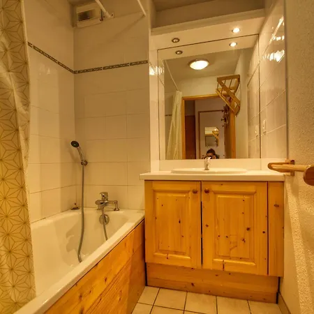 Cosy Pour 6 Personnes Au Pied Des Pistes A 1100 - Fr-1-642-27 Apartament